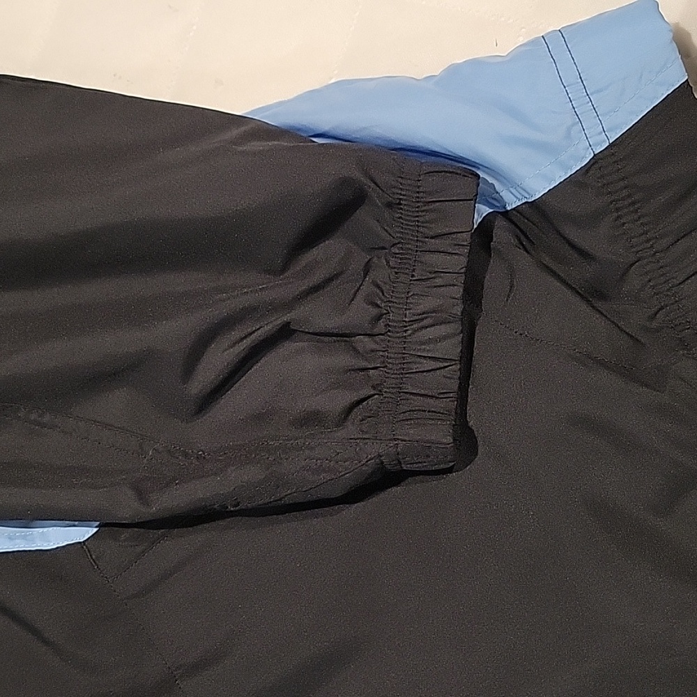 Mens Reebok Wind breaker - Picture 6 of 8